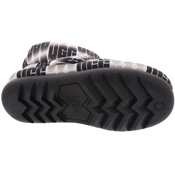 SOLD-UGG wavelength classic boot - Picture 7 of 7